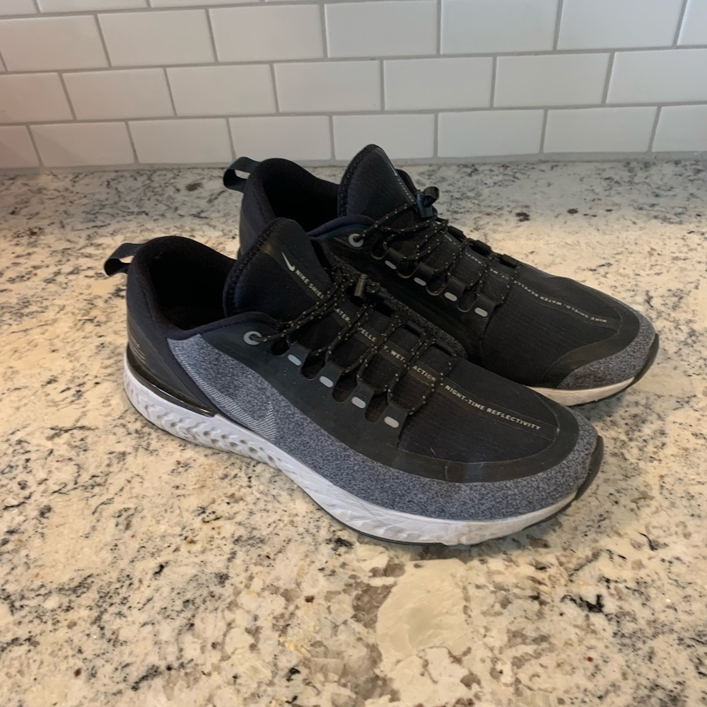 Nike Odyssey React Shield Running Shoe